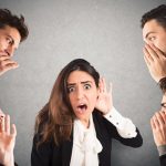 Como combater a fofoca na empresa com comportamento assertivo